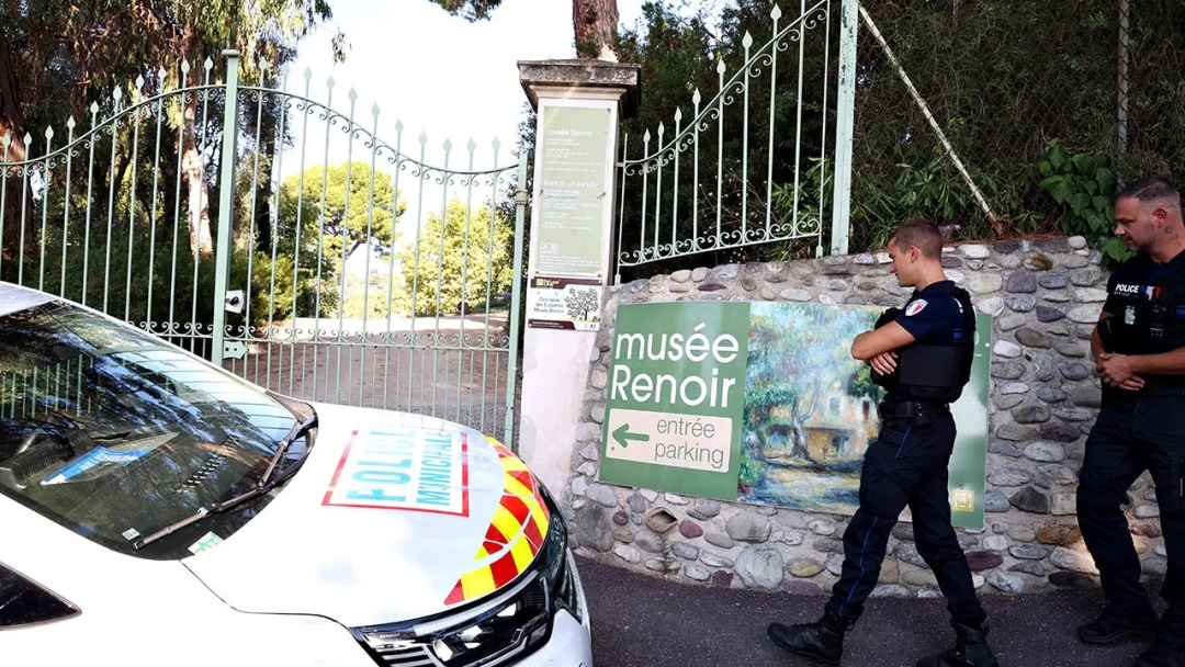 Thieves Steal Valuable Renoir Paintings in French Riviera Heist
