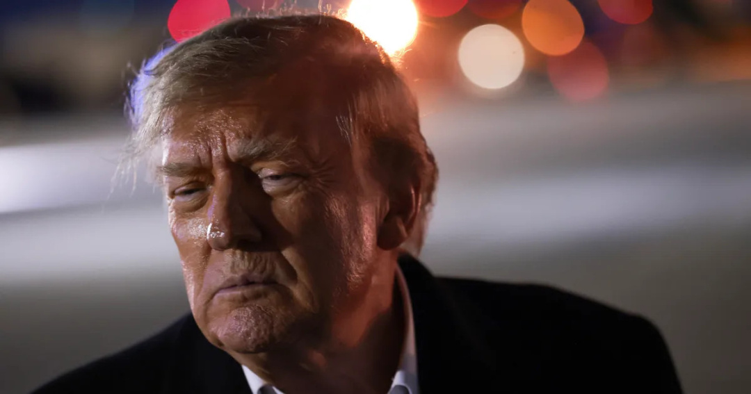 Trump's Midterm Promises Raise Bribery and Extortion Allegations